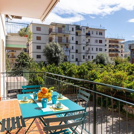Appartement Sunny Flat à Sorrente Extérieur photo