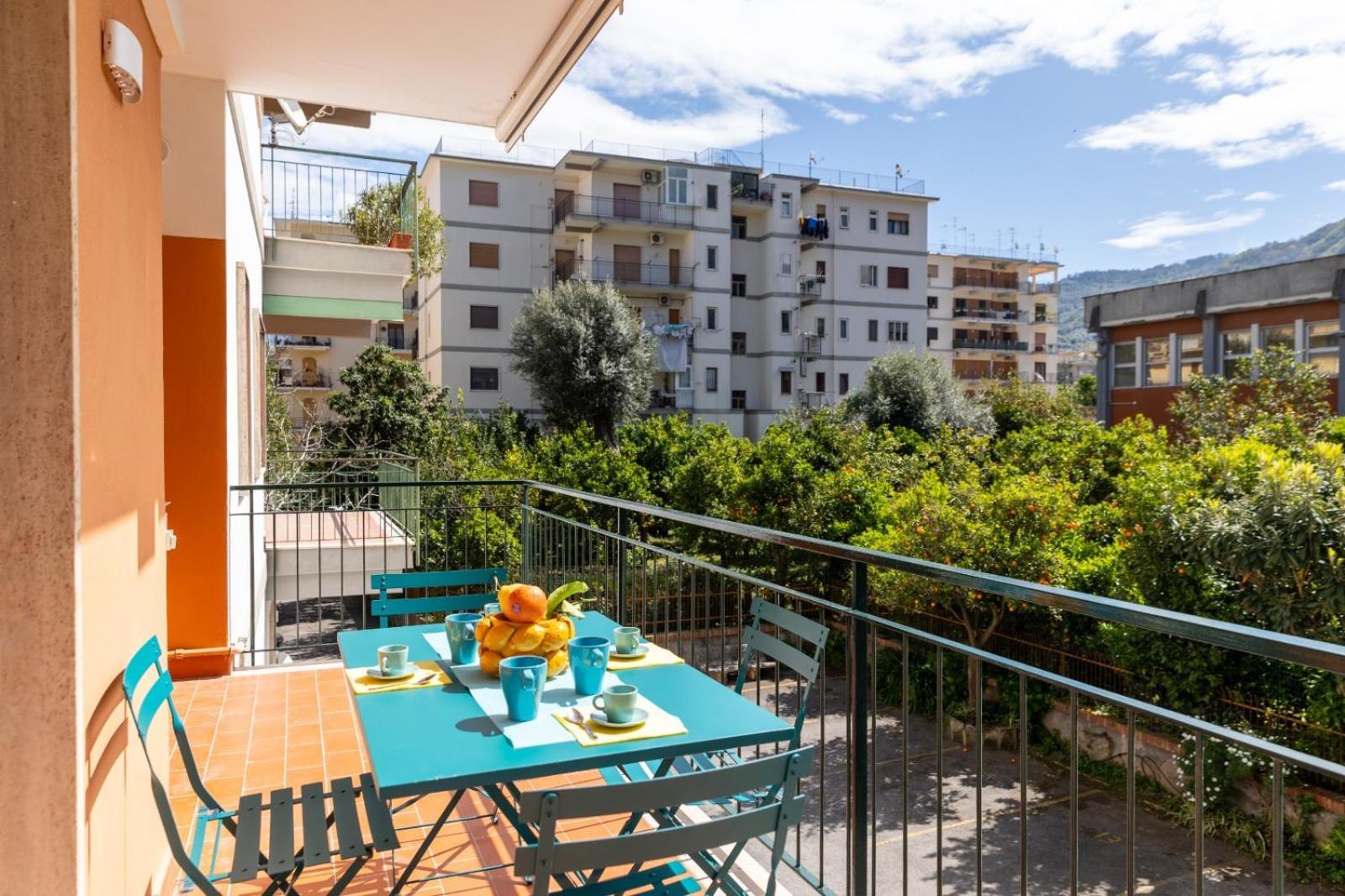 Appartement Sunny Flat à Sorrente Extérieur photo